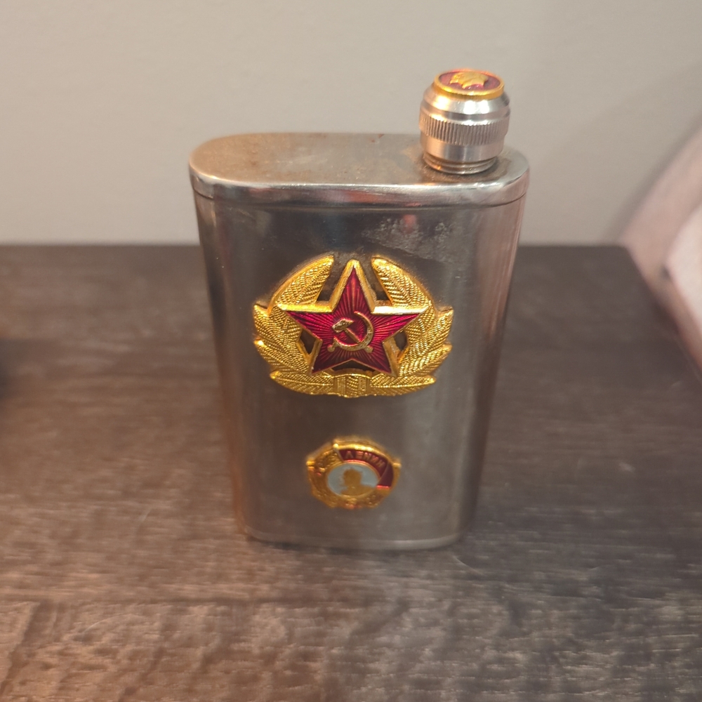 🏛️🥃 Cold War USSR Stainless Steel Flask | Soviet-Era Historical Collectible | - Picture 10 of 10